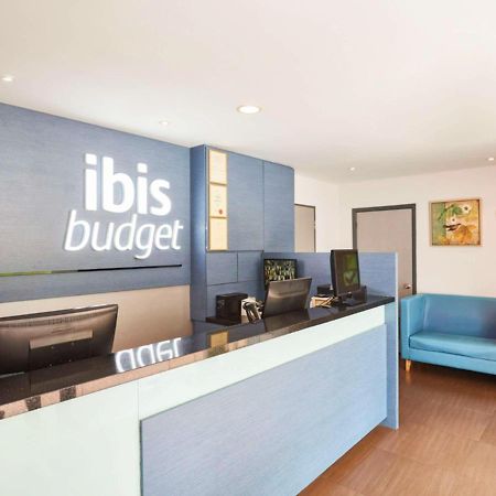 Ibis Budget Singapore Sapphire Exterior photo