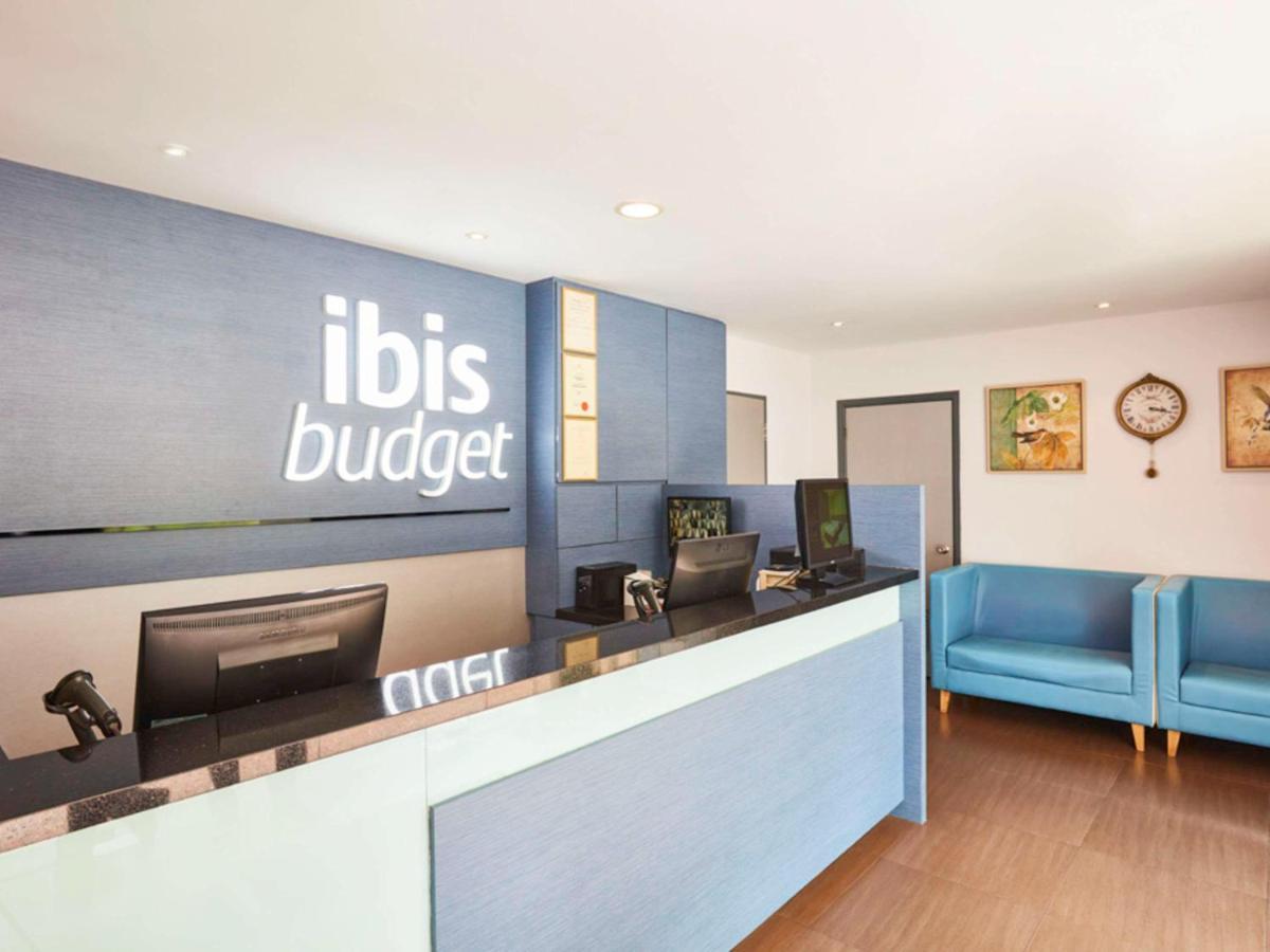 Ibis Budget Singapore Sapphire Exterior photo