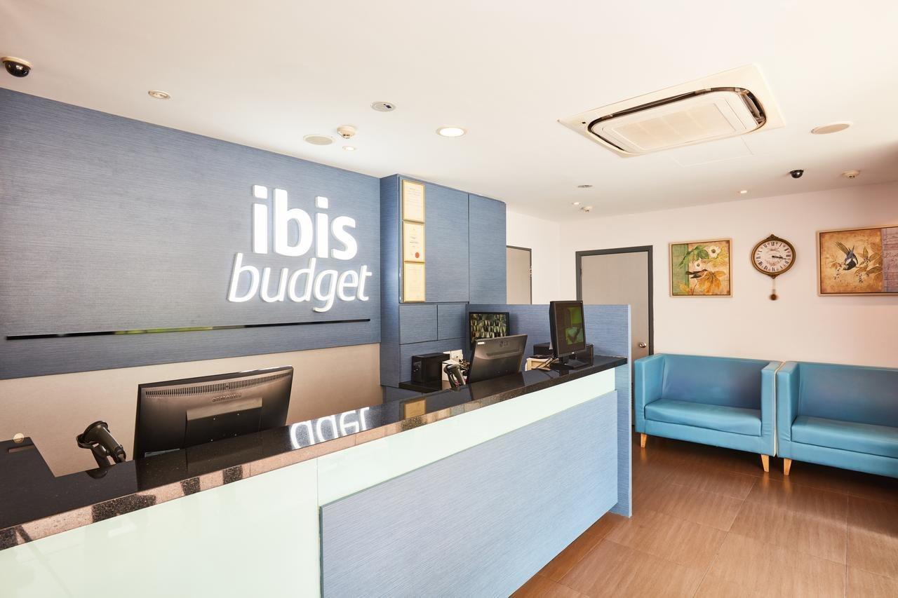 Ibis Budget Singapore Sapphire Exterior photo